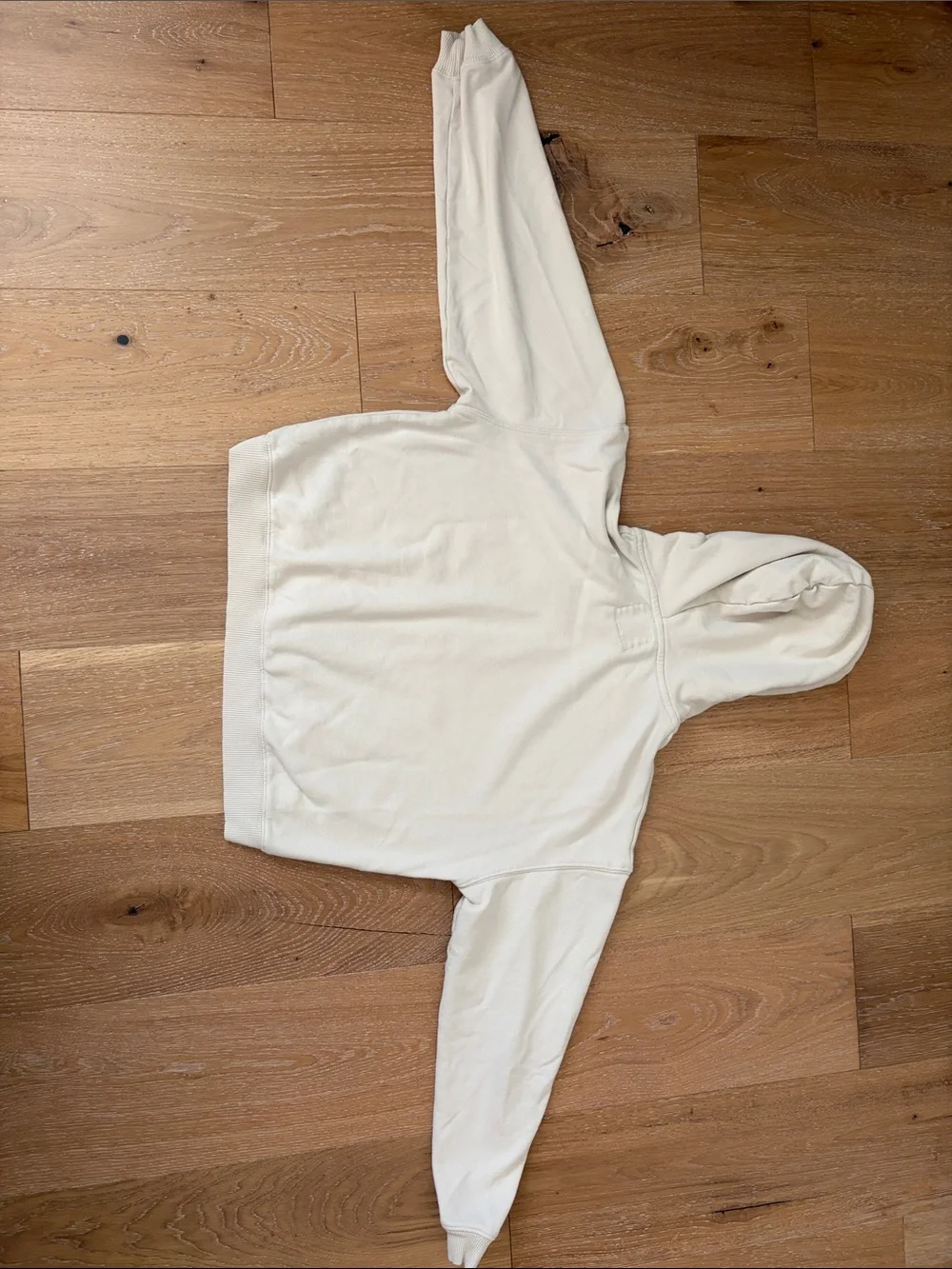American Eagle Women’s cropped hoodie - Picture 7 of 8